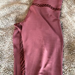 Lululemon vintage align crop. 21”. Perfect condition